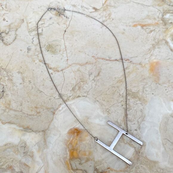 925 Sterling Silver Extra Large Sideways Initial “H” Necklace - Picture 4 of 7